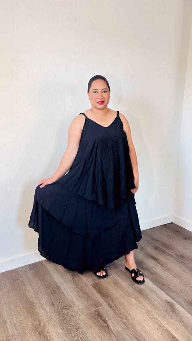 Midnight Tiered Maxi Dress – Black